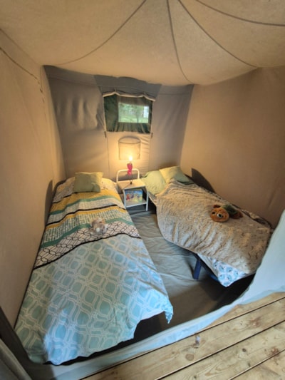 Canvas bungalow