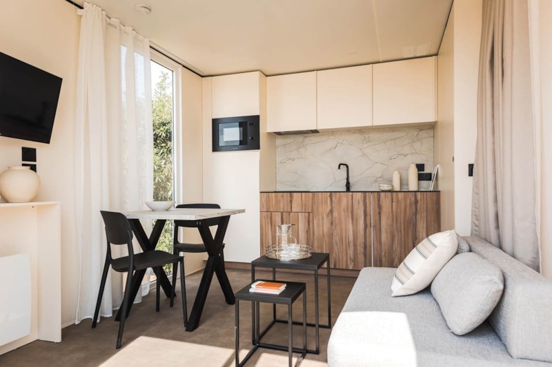 SUNELIA LUXE SUITE SPA + clim - 1 chambre - 1 salle de bain -