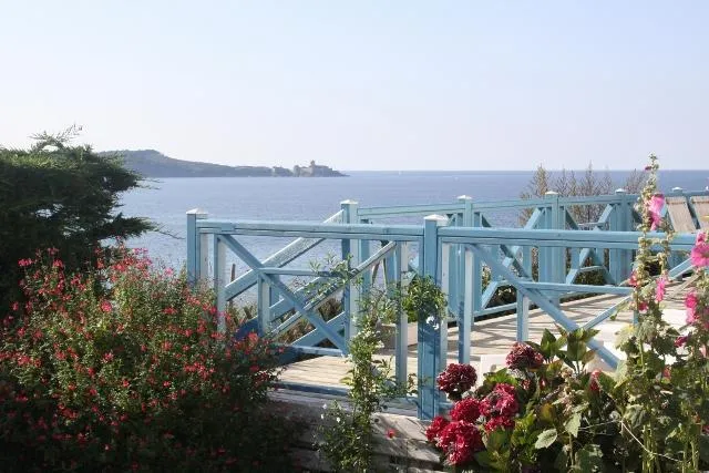 Camping Mirabel La Crique