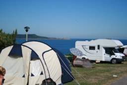 Camping Mirabel La Crique - image n°3 - Roulottes