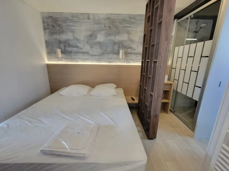 C- Mobil-Home Méditerranée Climatisé 2 Chambres