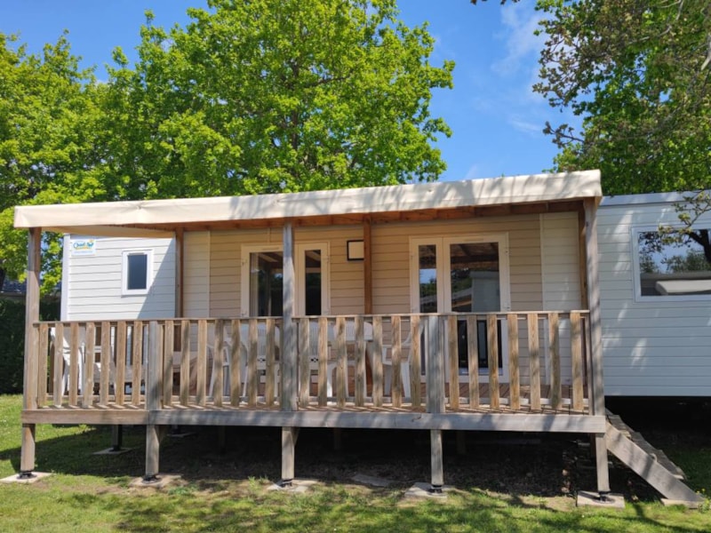 C- Baltic stacaravan 2 badkamers met douche - 3 slaapkamers + slaapbank