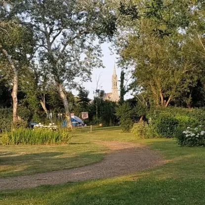 Piazzola Nature (Tenda, Roulotte, Camper / 1 Auto)