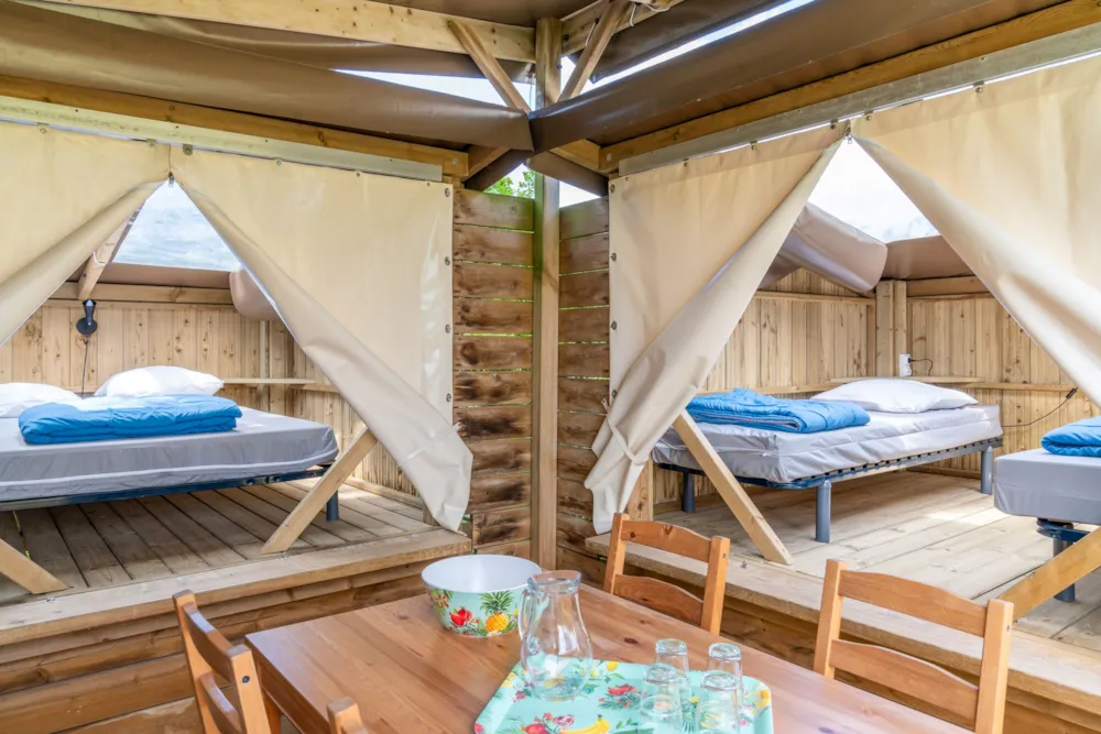 Location - Bungalow Lodge Cop'camp  (Sans Sanitaires Privatifs) - 18M² - 2 Chambres - Camping Kerlaz