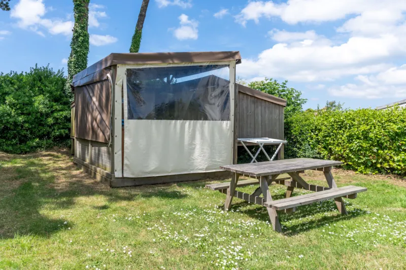 Bungalow Lodge Cop'camp  (Sans Sanitaires Privatifs) - 18M² - 2 Chambres