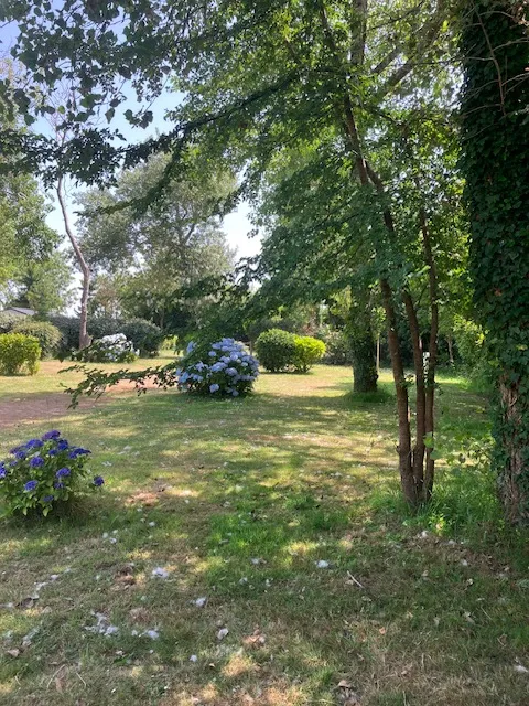 Emplacement - Forfait Randonneur/Cycliste Avec Tente Sans Électricité - 80M² - Camping Kerlaz