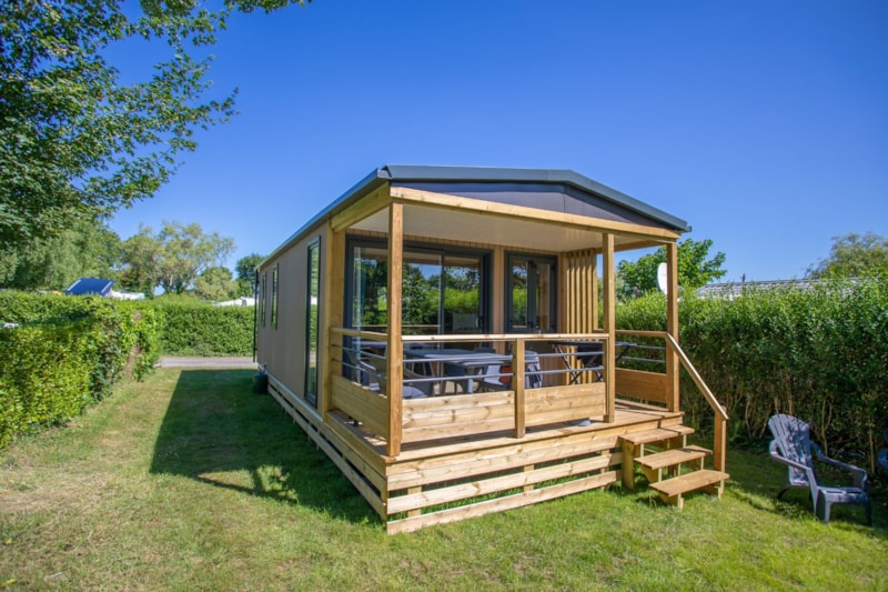 Mobilheim AVEN Premium 28 m² 2 Schlafzimmer überdachte Terrasse + TV
