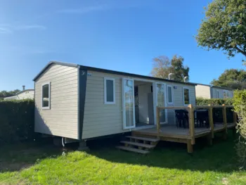 Mietunterkunft - Mobilheim Escapade Standard 33M² 3 Schlafzimmer / Terrasse + Tv - Flower Camping Domaine de Pendruc