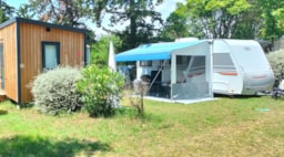 Kampeerplaats(en) - Standplaats Premium - Camping Fontisson