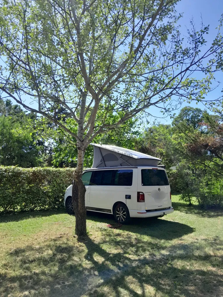 Emplacement Nature Inferieur À 80M²,Éléctricité Inclus,  Idéal Tente , Van Ou Petite Caravane