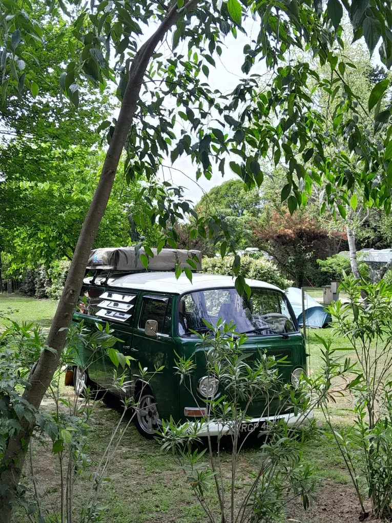 Emplacement Nature Inferieur À 80M²,Éléctricité Inclus,  Idéal Tente , Van Ou Petite Caravane