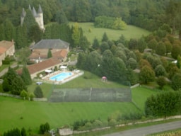 Castel Camping Château de Leychoisier - image n°2 - Roulottes