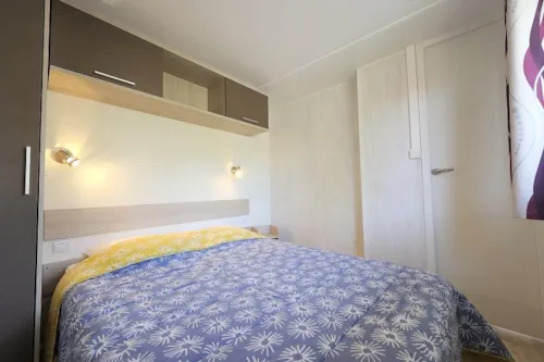 Accommodation - Mobilhome Louisiane - image n°6 - Camping La Chapelle Saint Claude