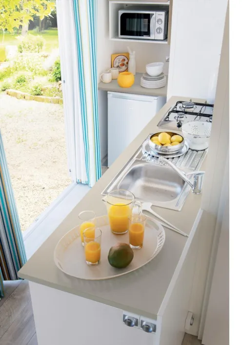 Accommodation - Mobilhome Mercure - image n°3 - Camping La Chapelle Saint Claude