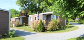 Mietunterkunft - Mobilhome Louisiane Confort - Camping La Chapelle Saint Claude