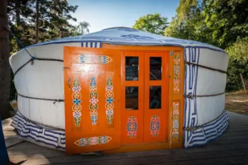 Mietunterkunft - Traditionelle Mongolische Jurte 20M ² + Terrasse - Camping du Pont de Braye