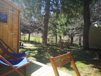 Mietunterkunft - Pod 12, 60 M² + Terrasse - Camping du Pont de Braye