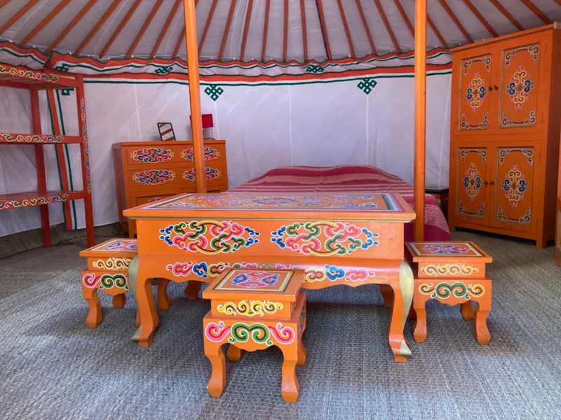 Yourte Traditionnelle Mongole De 20M² + Terrasse 2/3 Personnes