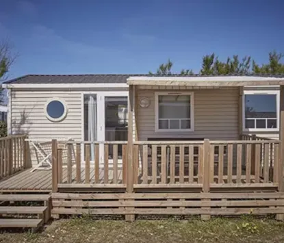 Mobile Home Comfort - 3 Bedrooms - Raised Terrace - Air Conditioning