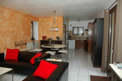 Roudoulouse Cottage / 3 bedrooms + 2 bathrooms + garden and terrace