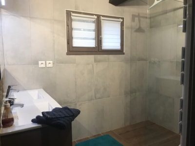 Roudoulouse Cottage / 3 bedrooms + 2 bathrooms + garden and terrace