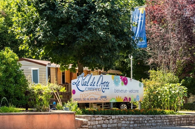 Flower Camping Le Val de l'Arre — Photo 2