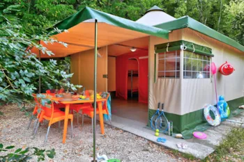 Location - Tente Meublée Kiwi - Domaine de La Sablière - naturiste