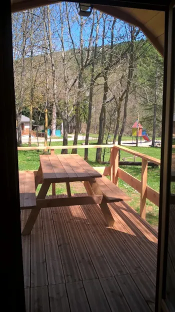Mietunterkunft - Cabane L'oustalou - Camping Le Pré de Charlet