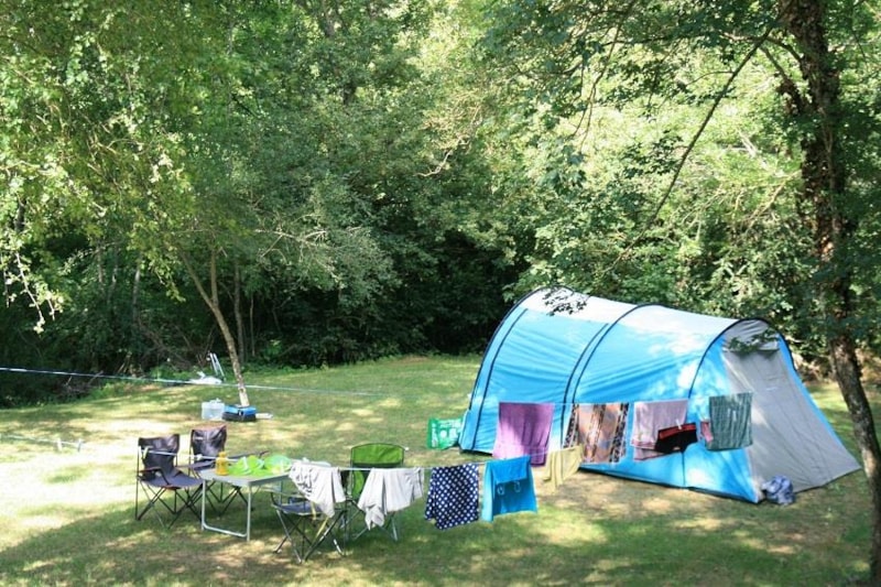 STELLPLATZ CAMPING