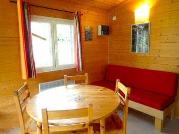 Accommodation - Chalet Aventure 2 Beds - Camping La Cascade
