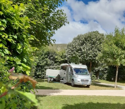 PITCH CAMPING/VAN