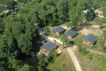 Mietunterkunft - Chalet 35 M² / 2 Zimmer - Überdachte Terrasse - Camping Les Tailladis