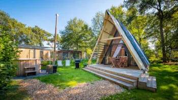 Mietunterkunft - Luxury Hottub Cabin - Papillon Country Resort