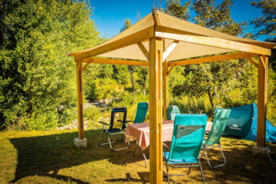 Large comfort package 100/115m² : tent, caravan or motorhome, electricity - pergola
