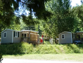 Mietunterkunft - Mobilheim Orchidée Premium 35M² - 2 Zimmer + Überdachte Terrasse +Tv + Lv - Flower Camping Le Pont du Tarn