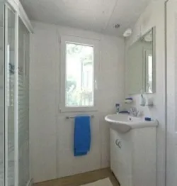 Mobil-Home Orchidée Grand Confort 35M² - 2 Chambres + Terrasse Couverte + Clim + Tv + Lv