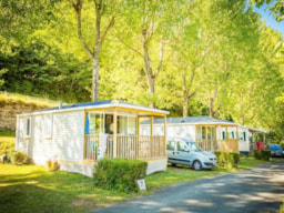 Mietunterkunft - Mobilheim Louisiane Confort 26 M² - 2 Zimmer + Überdachte Terrasse + Tv - Flower Camping Le Pont du Tarn