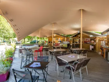 Flower Camping Le Pont du Tarn - image n°3 - Camping Direct