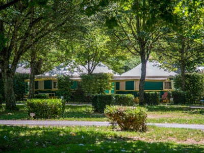 Canvas bungalow Pagan Standard 25m² - 2 bedrooms - with private facilities