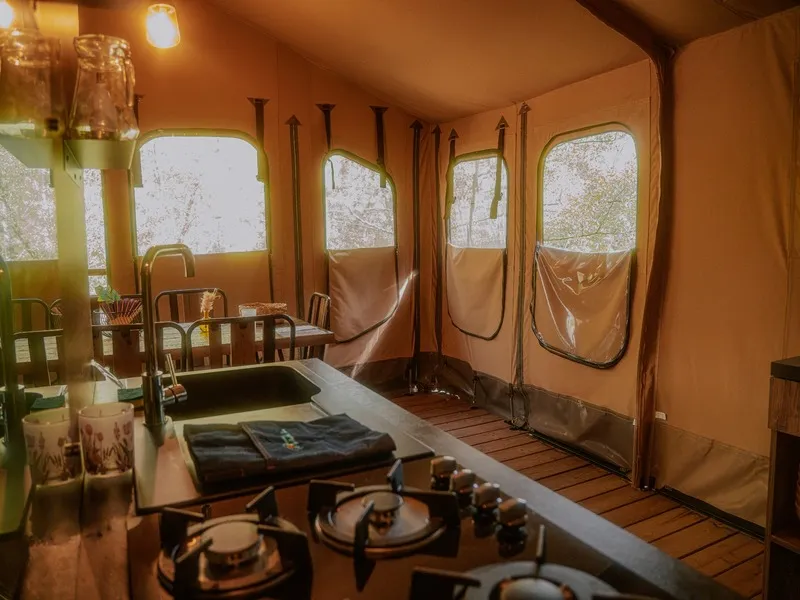 Lodge Kenya Evasion Confort 34M² - 2 Chambres 2/5 Personnes (Avec Sanitaires) + Terrasse