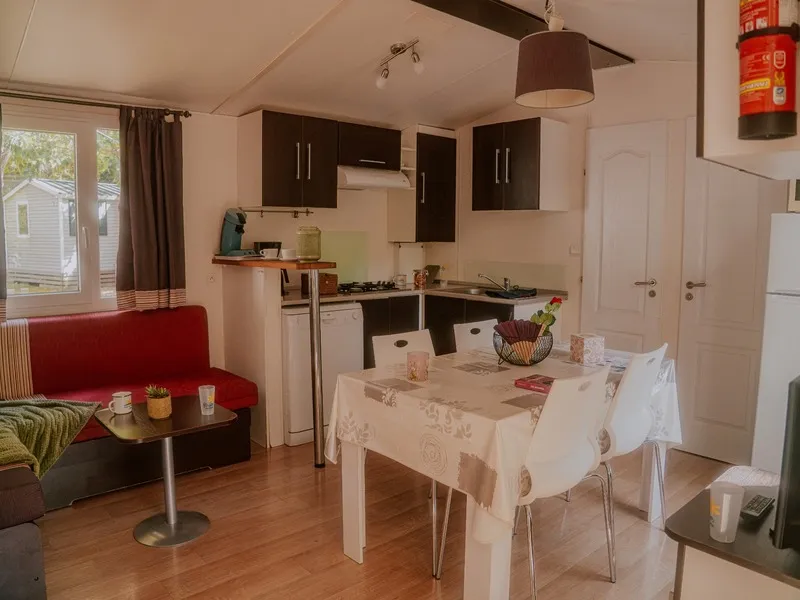 Mobil-Home Orchidée Grand Confort 35M² - 2 Chambres + Terrasse Couverte + Clim + Tv + Lv