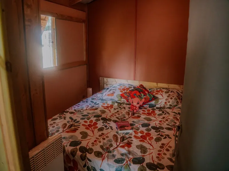 Cabane Lodge Premium Sur Pilotis 32M² - 2 Chambres (Avec Sanitaires) + Terrasse + Tv