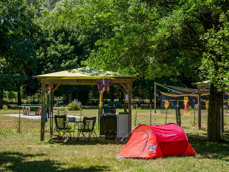 Forfait Grand Confort 100/115M² : Tente, Caravane Ou Camping-Car,  Électricité - Pergola