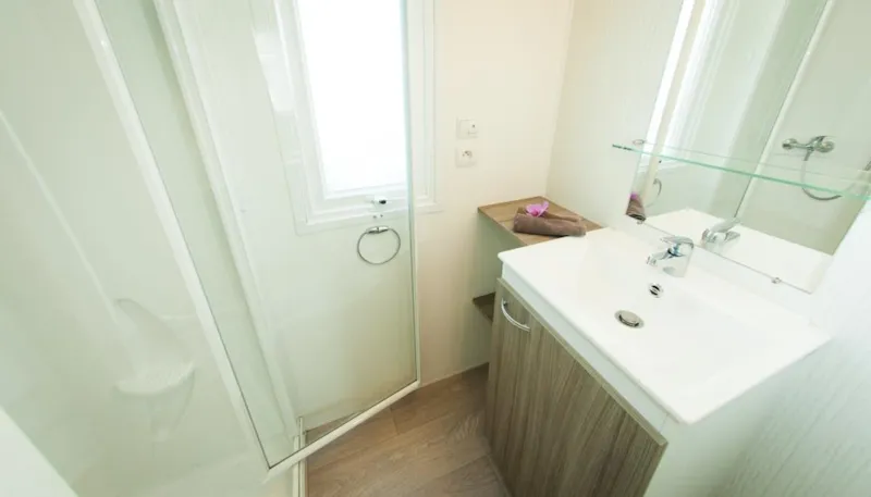 Eco Mobil Home 2Ch. Ludisia (De + 10 Ans) 24 M²  + Terrasse Semi-Couverte