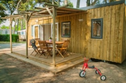 Location - Confort Mobil Home 3Ch. Ecumes (2016) 31M² + Terrasse Semi Couverte - Camping Les Cyprès