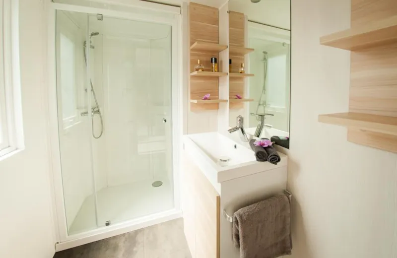 Confort Mobil Home 3Ch. Ecumes (2016) 31M² + Terrasse Semi Couverte