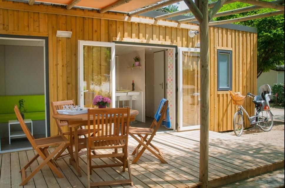 Location - Confort Mobil Home 2Ch. Calypso (2016) 28M² + Terrasse Semi-Couverte - Camping Les Cyprès