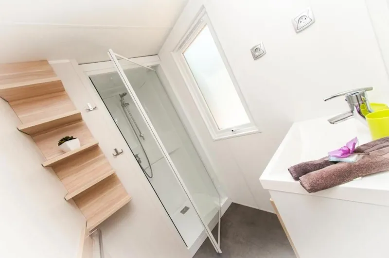 Confort Mobil Home 2Ch. Calypso (2016) 28M² + Terrasse Semi-Couverte
