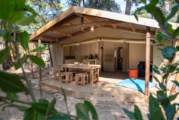 Accommodation - Tent 2 Bedrooms Giroflee (2023) 32 M² + Half-Covered Terrace - Camping Les Cyprès