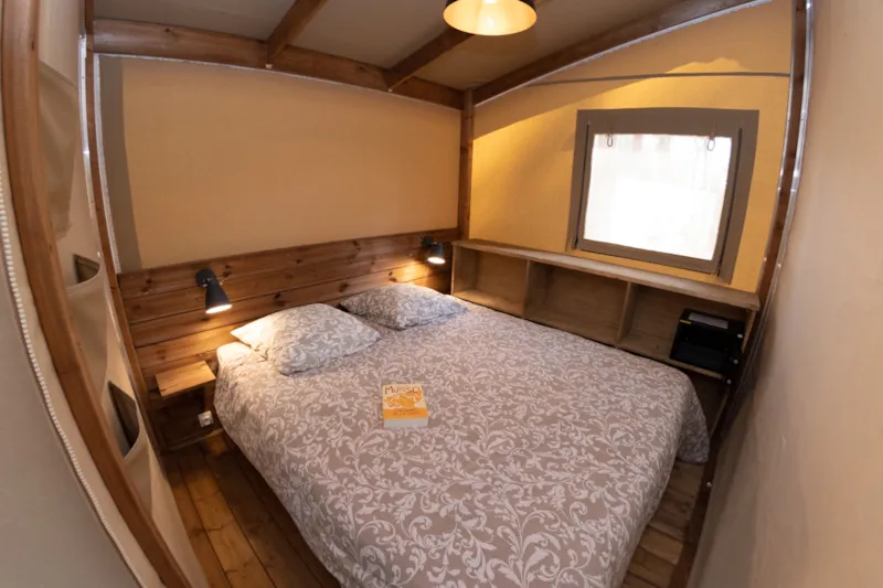 Tente 2Ch. Giroflee (2023) 32 M² + Terrasse Semi-Couverte